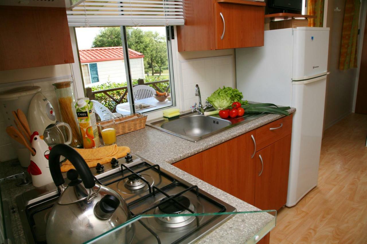 Mobile Homes Comfort Capri Bijela Uvala Mugeba المظهر الخارجي الصورة